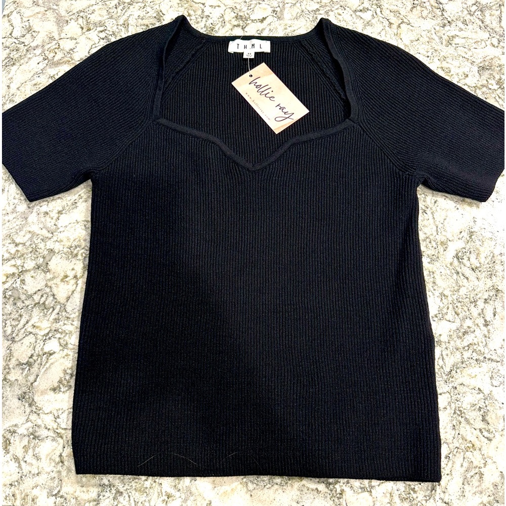 Black Top short sleeves